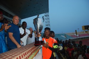 trophée au vainqueur kozaf