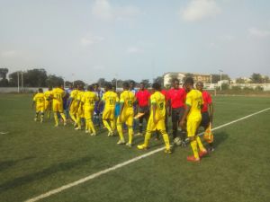 alodo-sports-et-aspa-avant-le-coup-denvoi (shake hands)